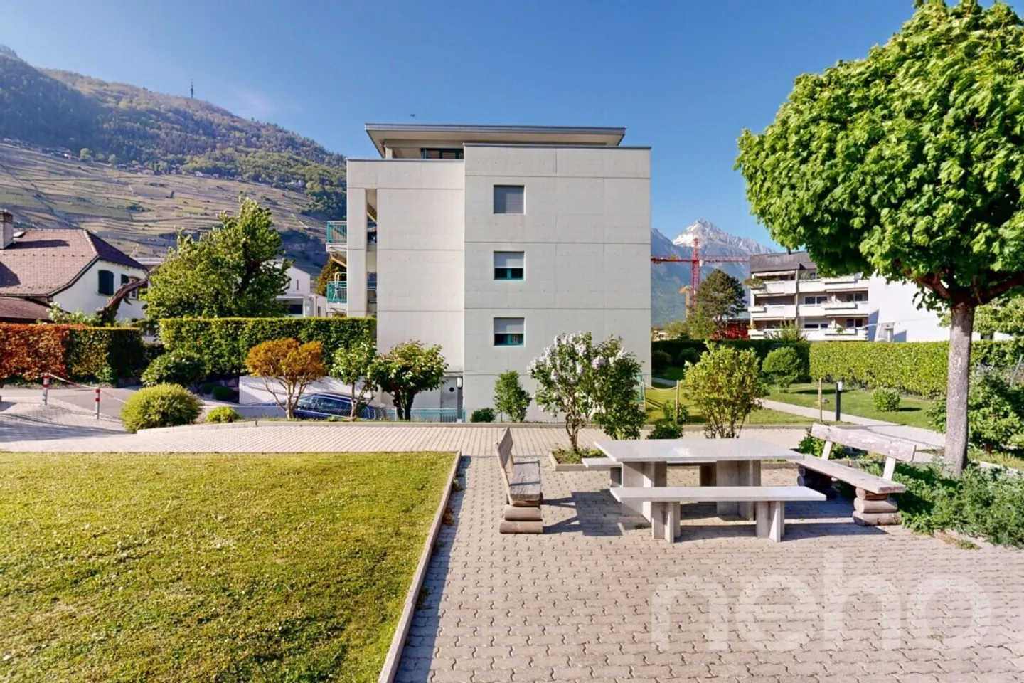 Appartamento Familiare con Grande Giardino - Foto 3 di 12