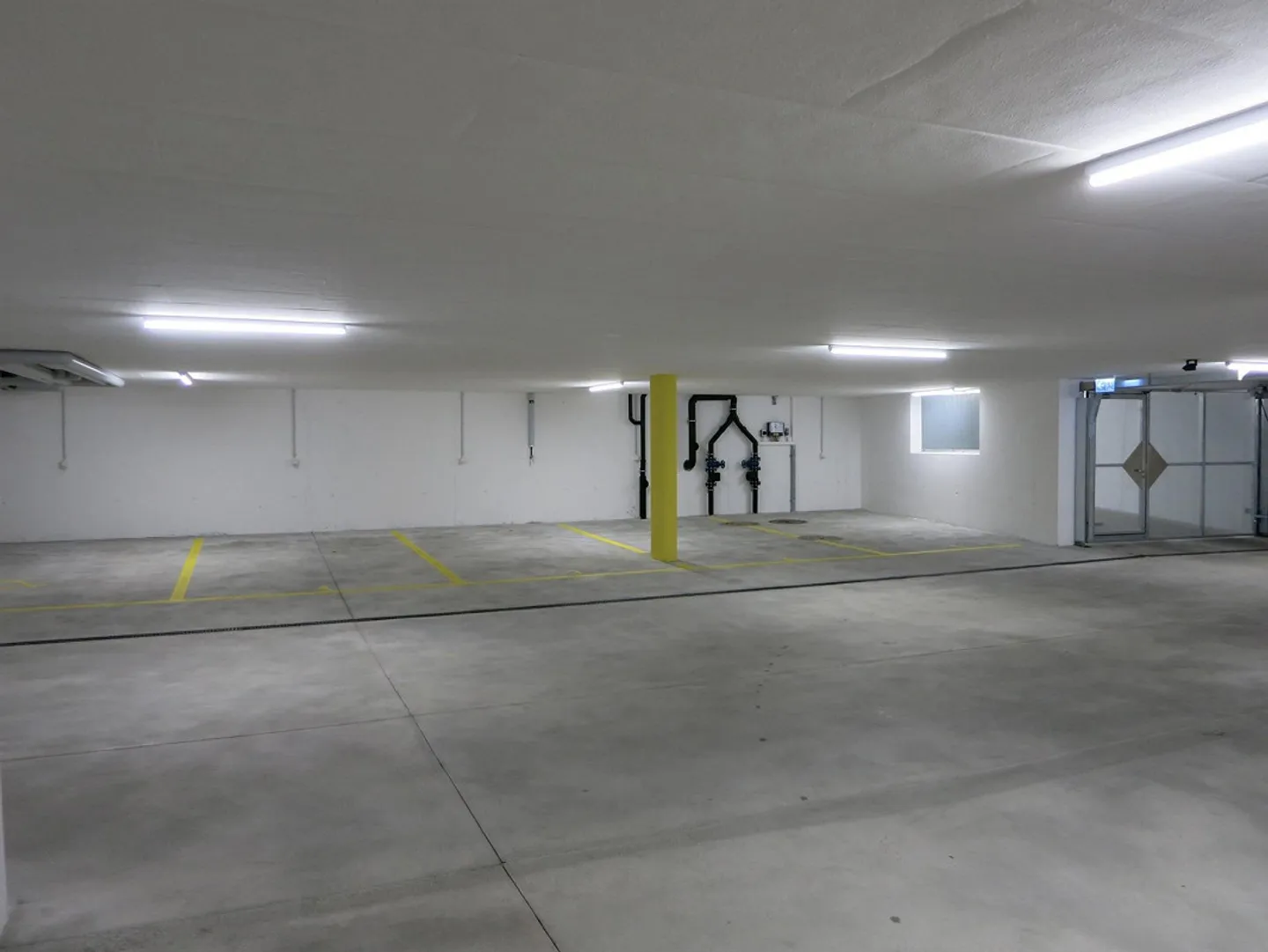 Underground parking space available - Photo 3 of 4