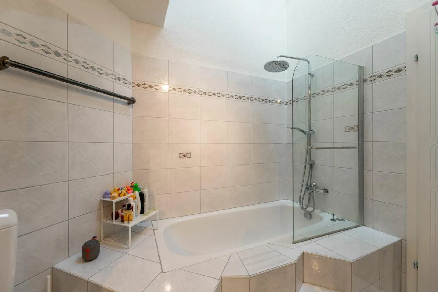Appartement familial spacieux dans un emplacement calme - Photo 8 sur 12