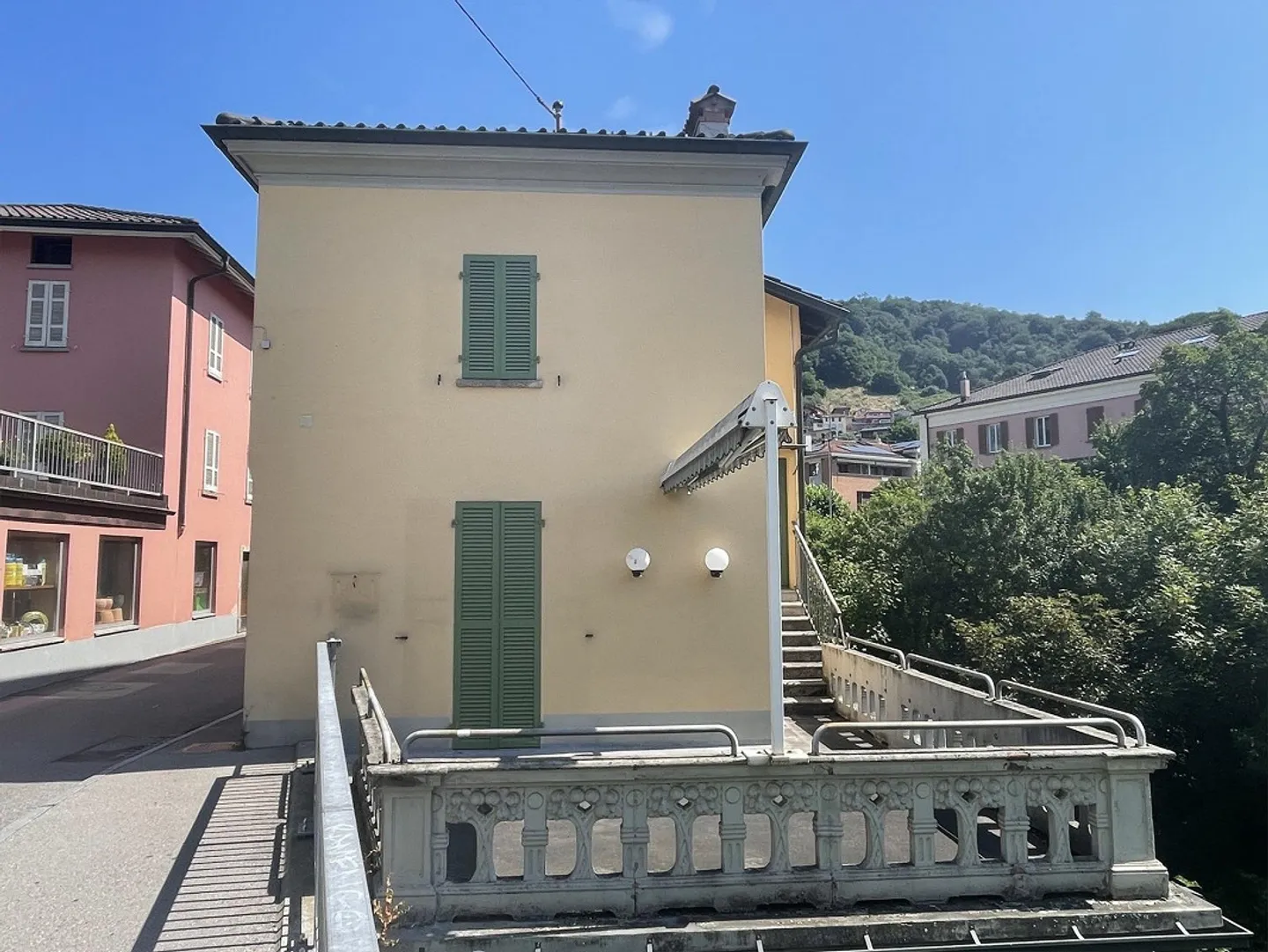 Interessante immobile da ristrutturare nel cuore di Tesserete - Foto 5 di 11