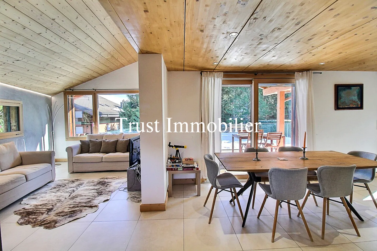 Chalet Charmant à Crans - Photo 2 sur 18