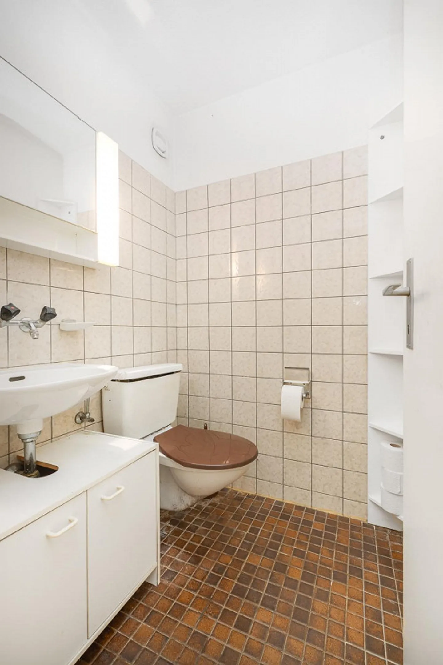 Renovate & Arrive with a View of the Green - Photo 9 of 9