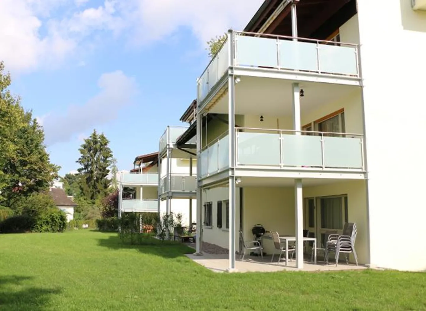 Appartement moderne de 4,5 pièces avec grand balcon - Photo 11 sur 13
