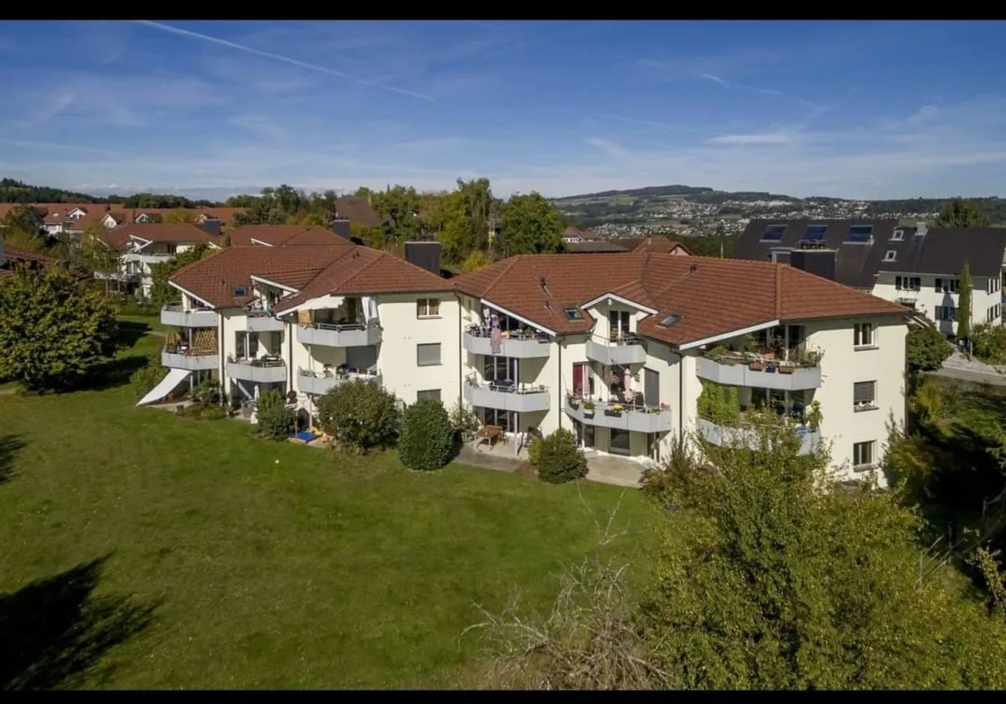 Carino appartamento di 2,5 stanze a Hermetschwil-Staffeln dal 01.03.2026 - Foto 1 di 7