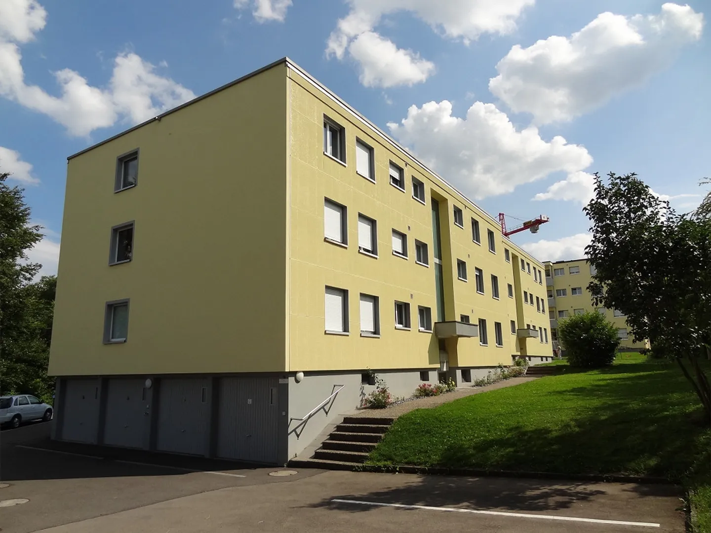 Appartamento 3.5 stanze, cucina/bagno come nuovo, nuovo laminato, tranquillo, ben tenuto, balcone - Foto 13 di 14