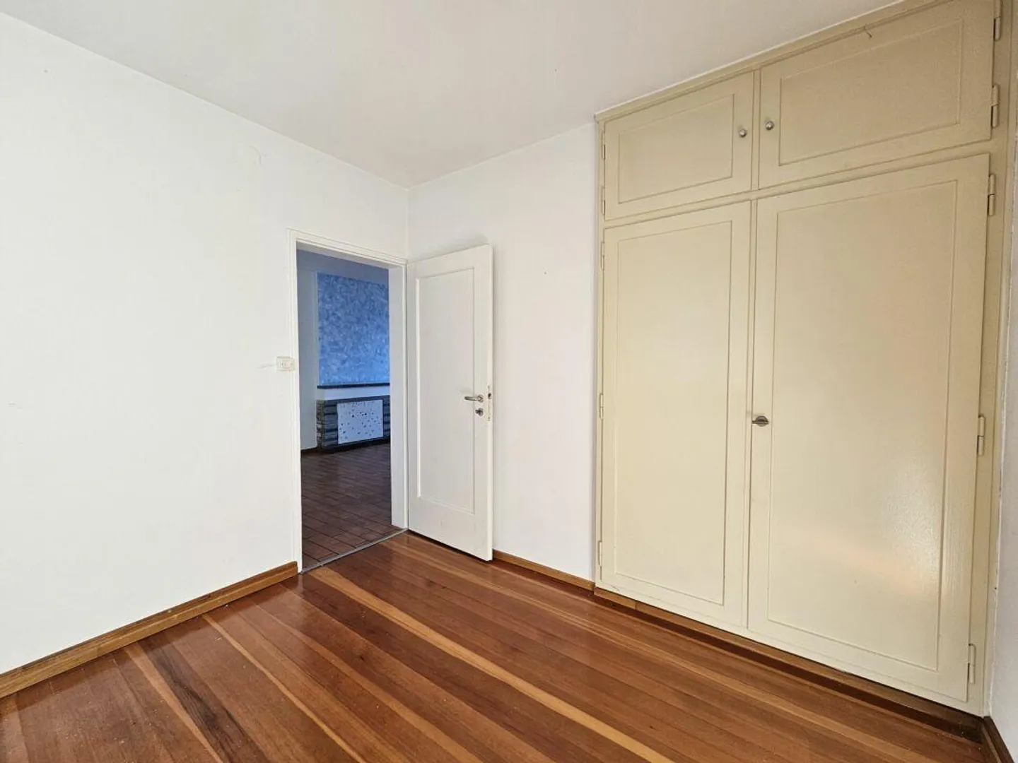 GAMBAROGNO - Property in need of renovation with three apartments - Photo 13 of 21