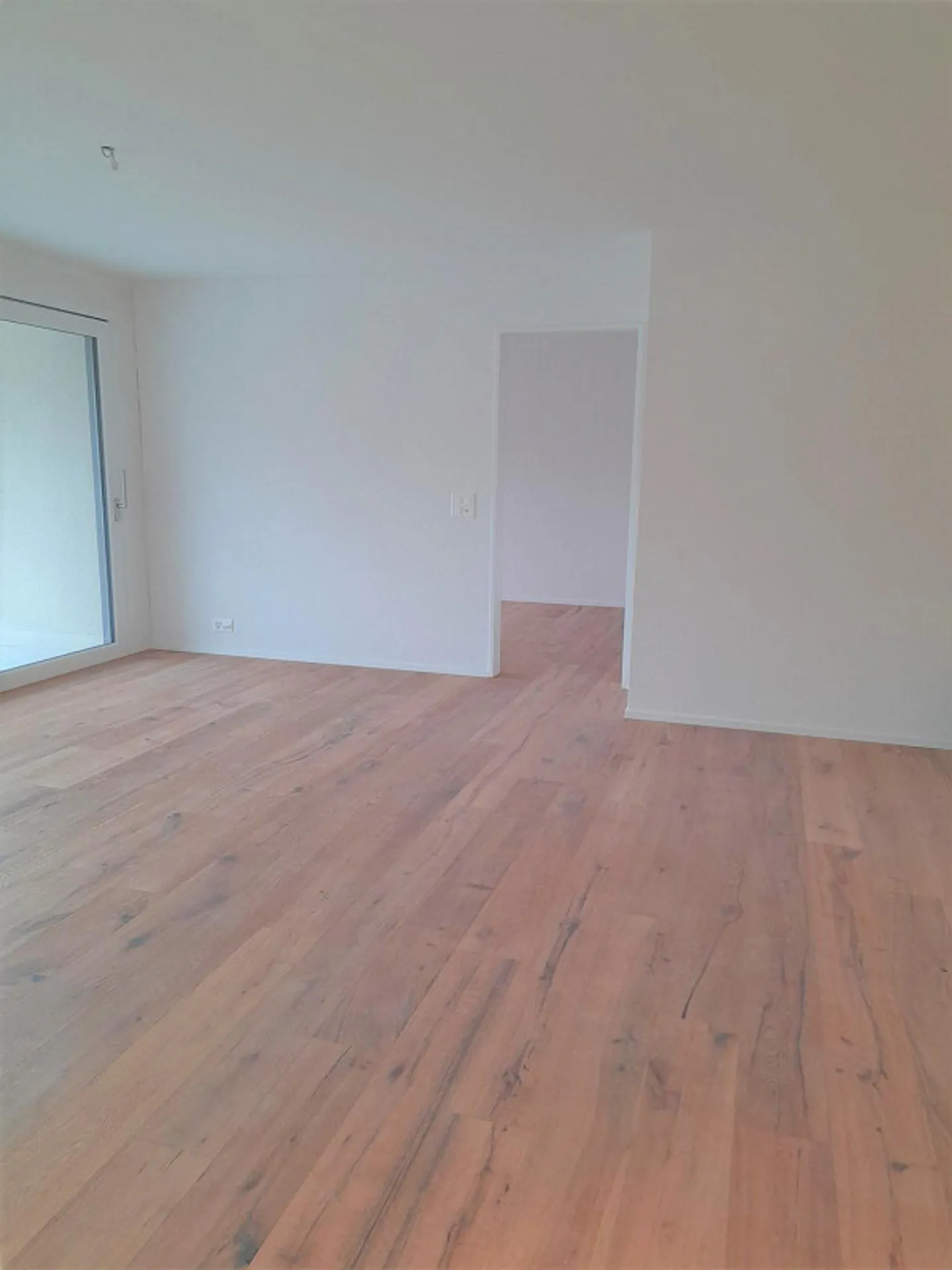 Appartement moderne et lumineux de 3,5 pièces aux normes de construction les plus récentes - Photo 8 sur 11