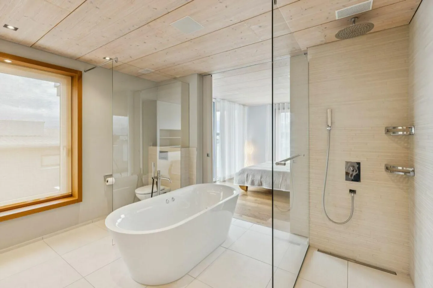 Una casa da godere - Elegante casa di 5,5 stanze con piscina, sauna e comfort - Foto 8 di 9