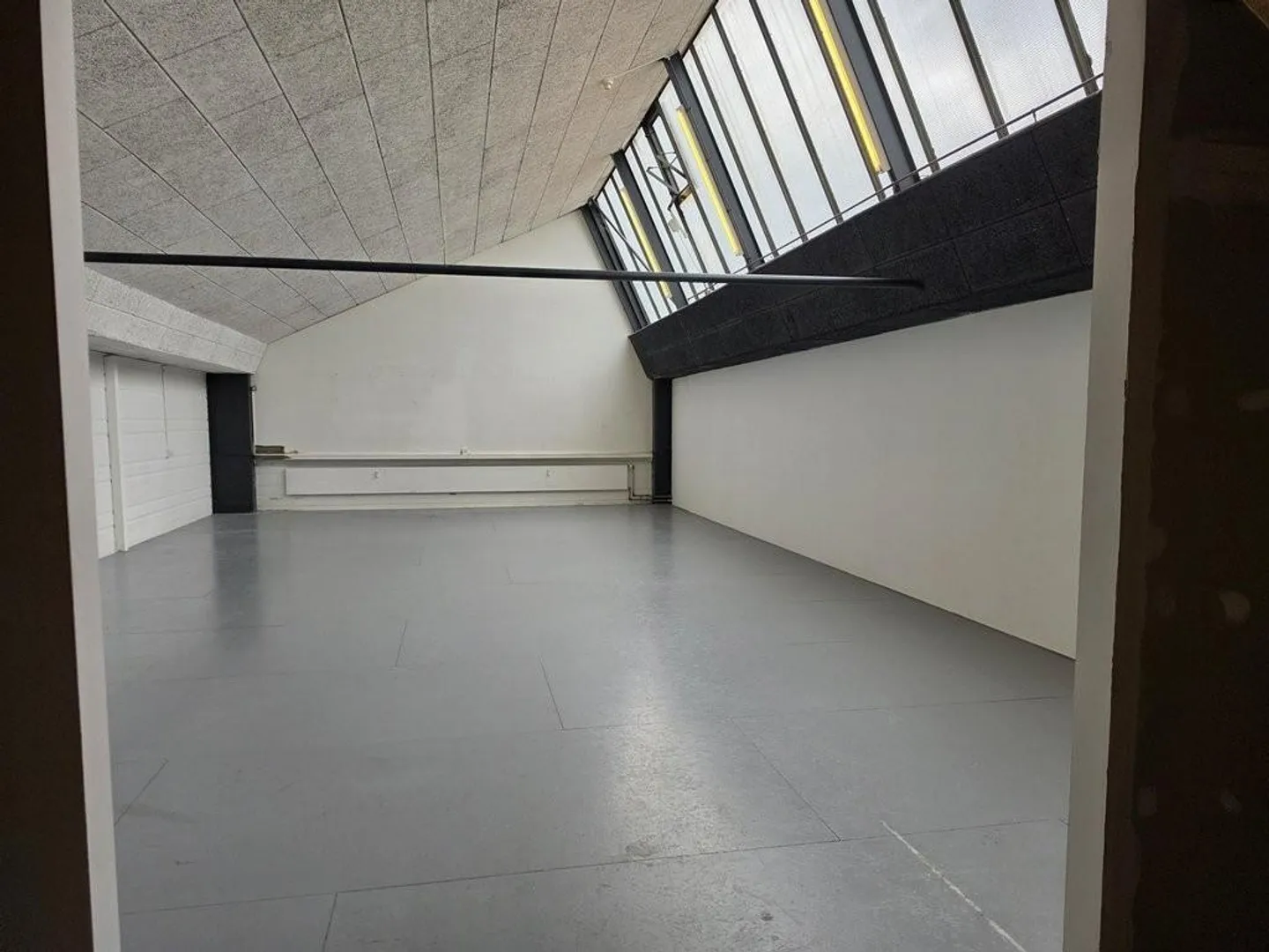 Spacious Commercial Space - Photo 3 of 4
