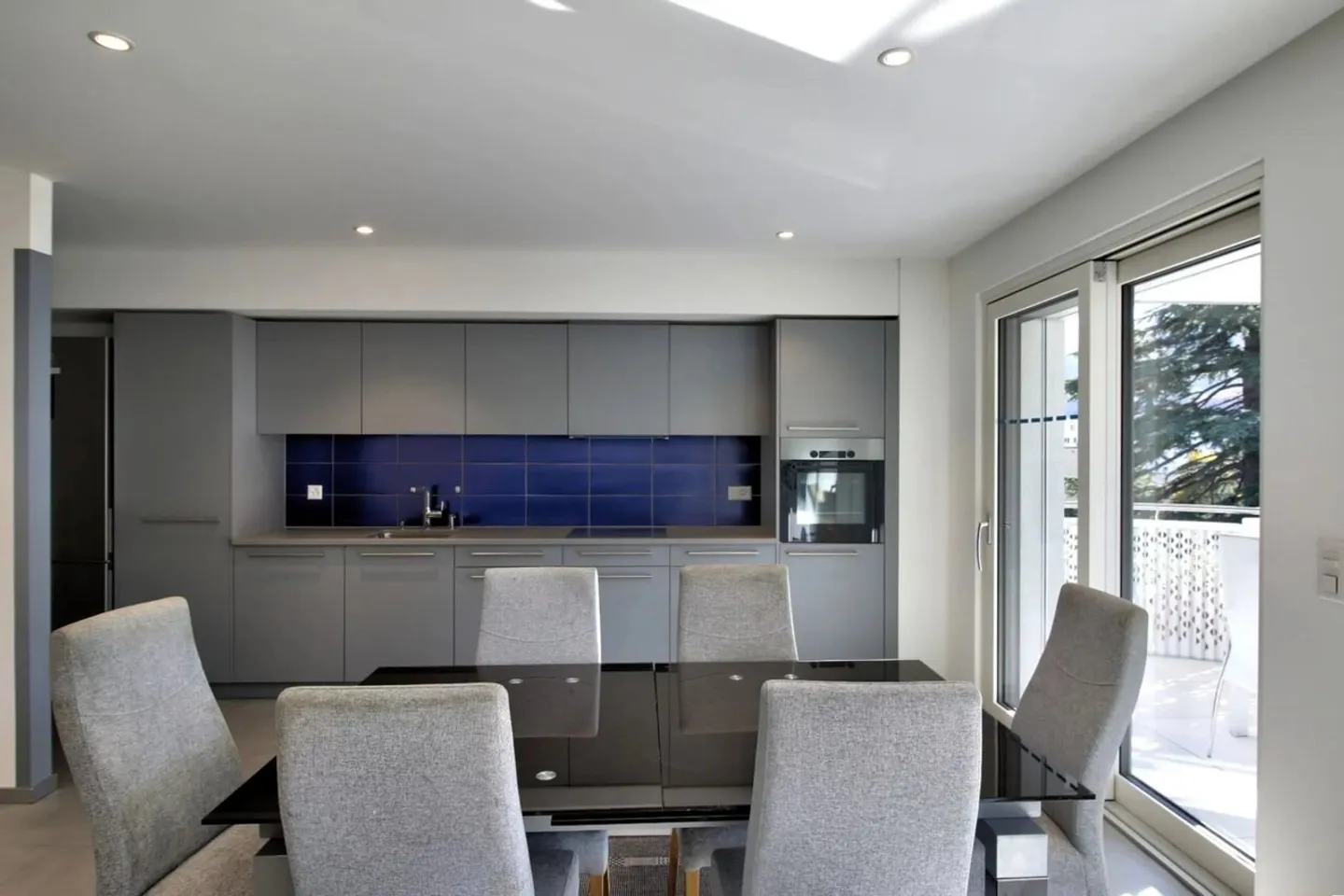 Appartamento in vendita - Foto 4 di 13