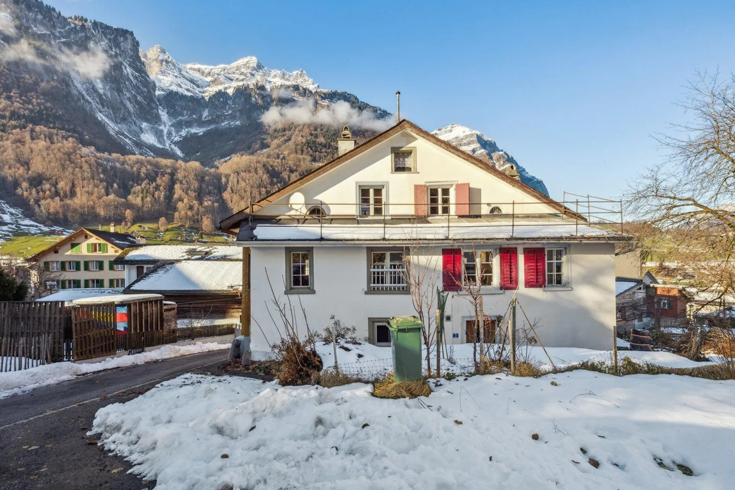 Maison jumelée dans un emplacement familial - Photo 3 sur 14