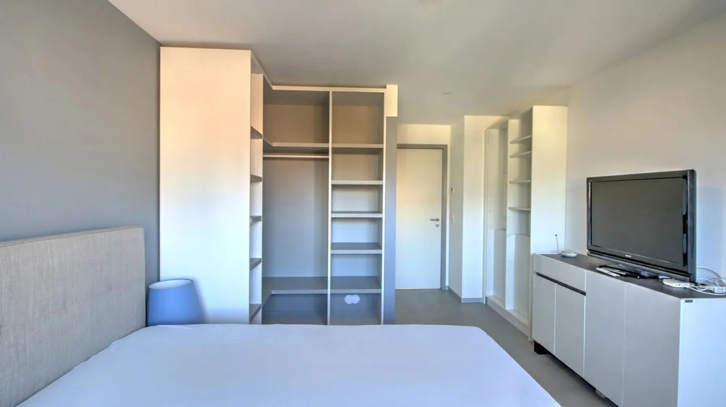 Appartamento in vendita - Foto 6 di 13