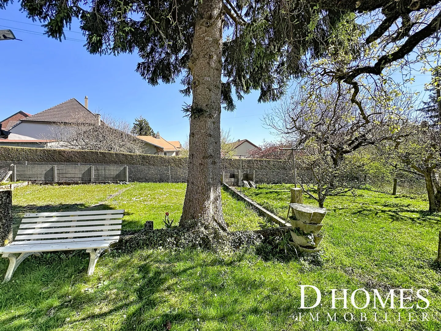 EXCLUSIVE - Village House with Great Potential - Photo 2 of 11