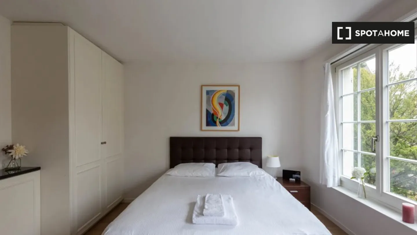 Discover, visit and rent your new home online with full confidence. - Photo 6 of 6