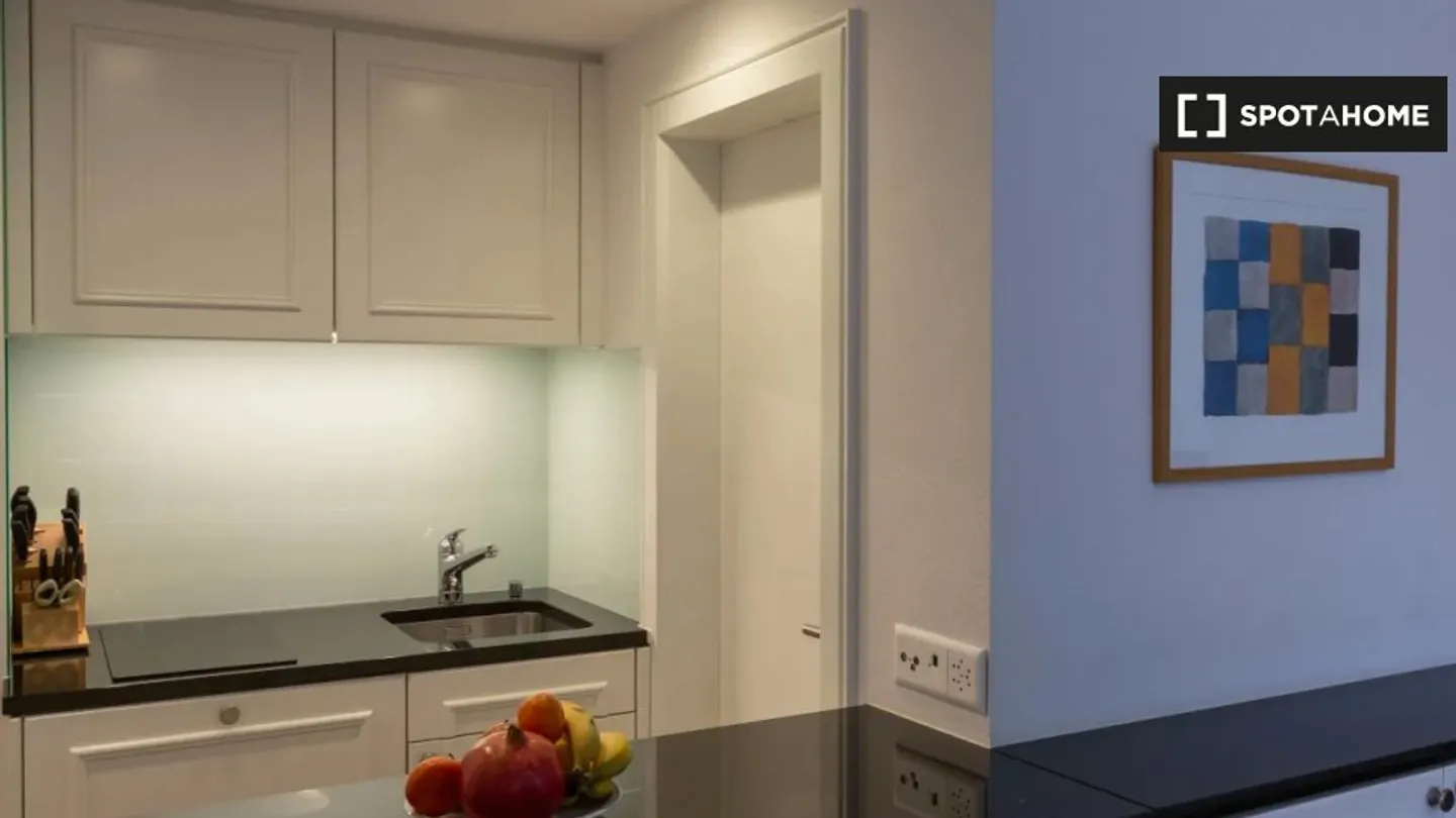 Discover, visit and rent your new home online with full confidence. - Photo 5 of 6