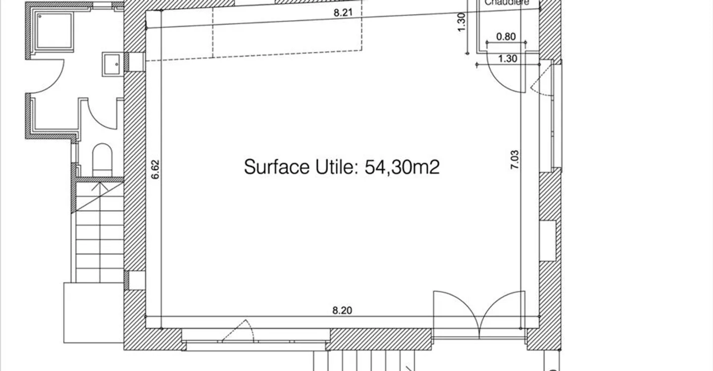 Mixed-use building for rent - Photo 2 of 7