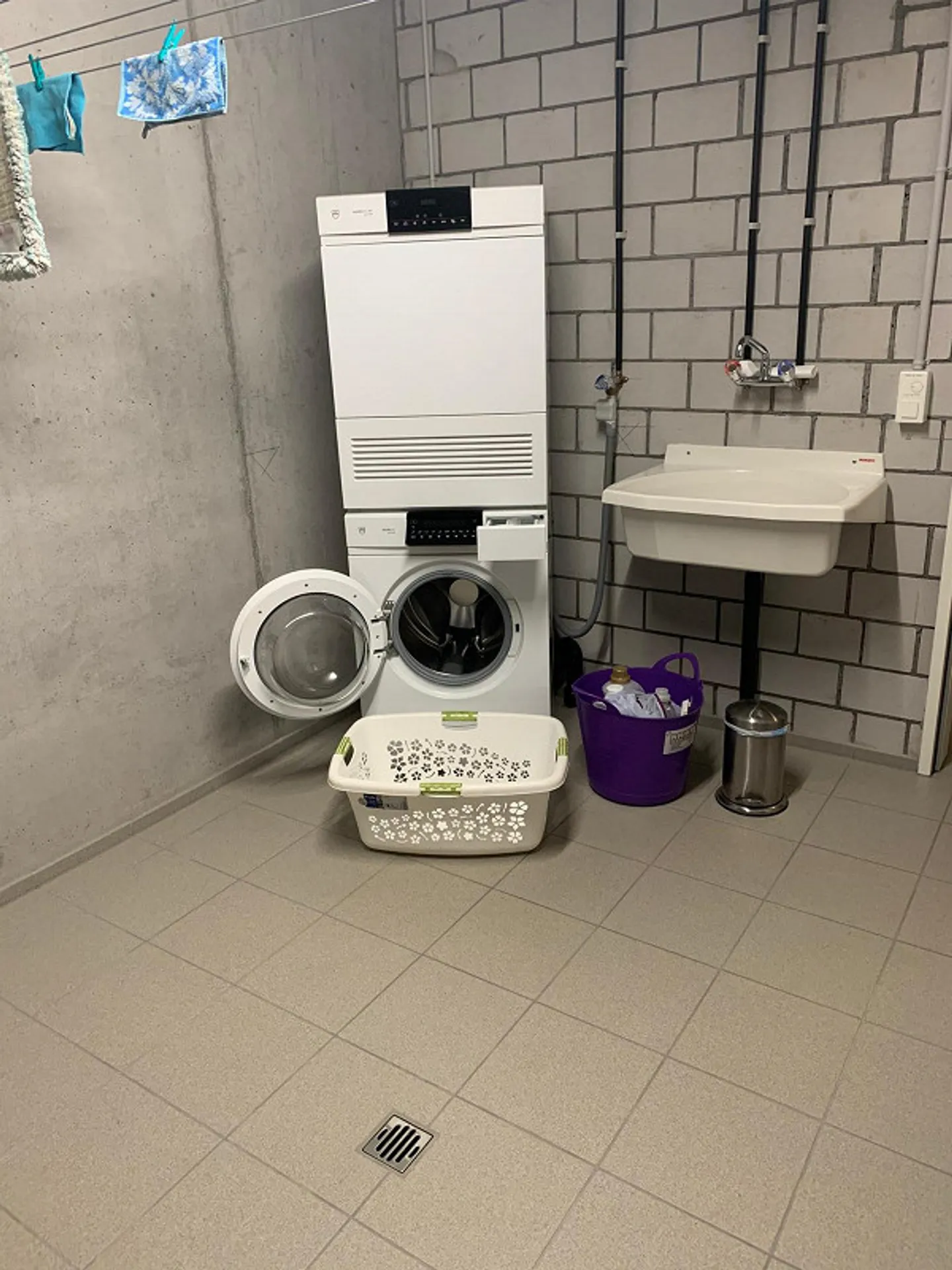 Beautiful sunny 3.5 room apartment - Photo 9 of 13