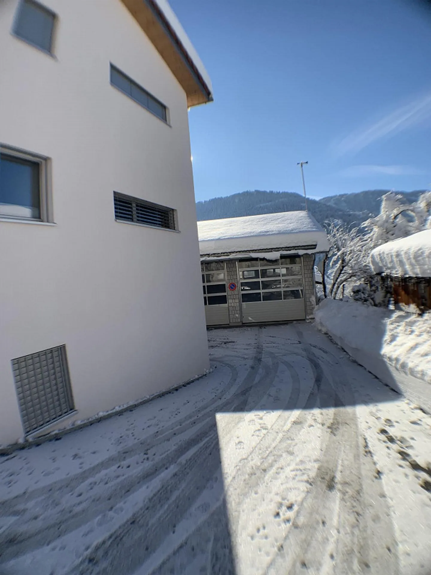 Beautiful sunny 3.5 room apartment - Photo 13 of 13