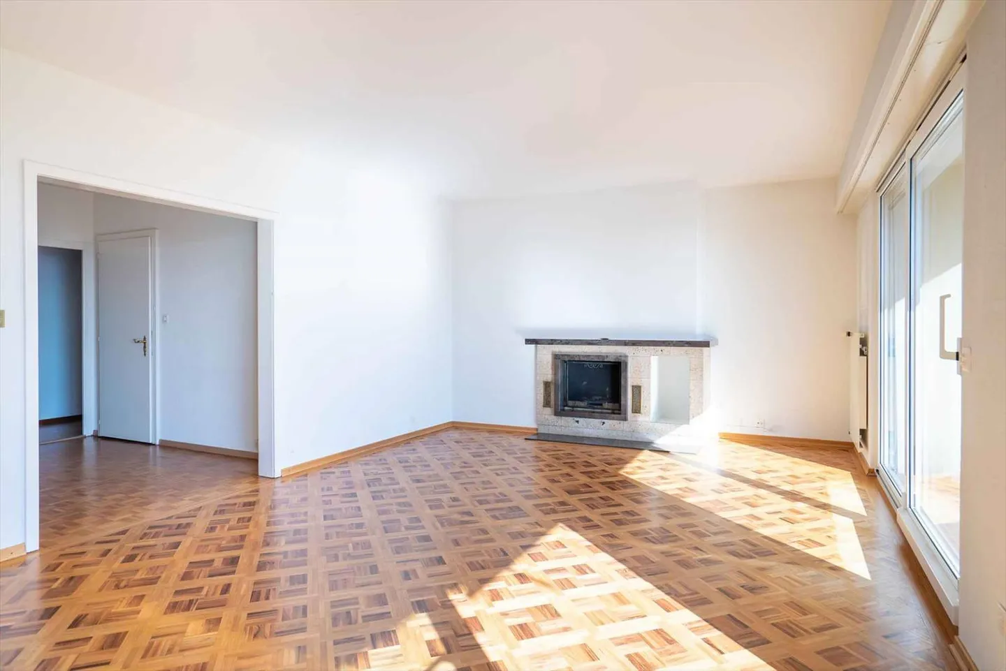 Bel appartement de 3,5 pièces avec vue sur le lac - Photo 4 sur 10