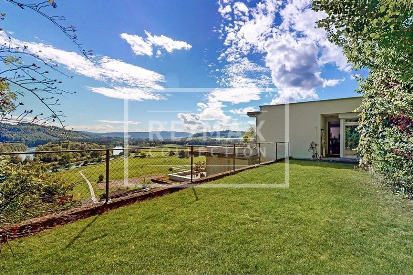 4.5++ Attico TEFH, 158 m², vista panoramica, posizione in cima alla collina, vicino al prato... - Foto 4 di 13