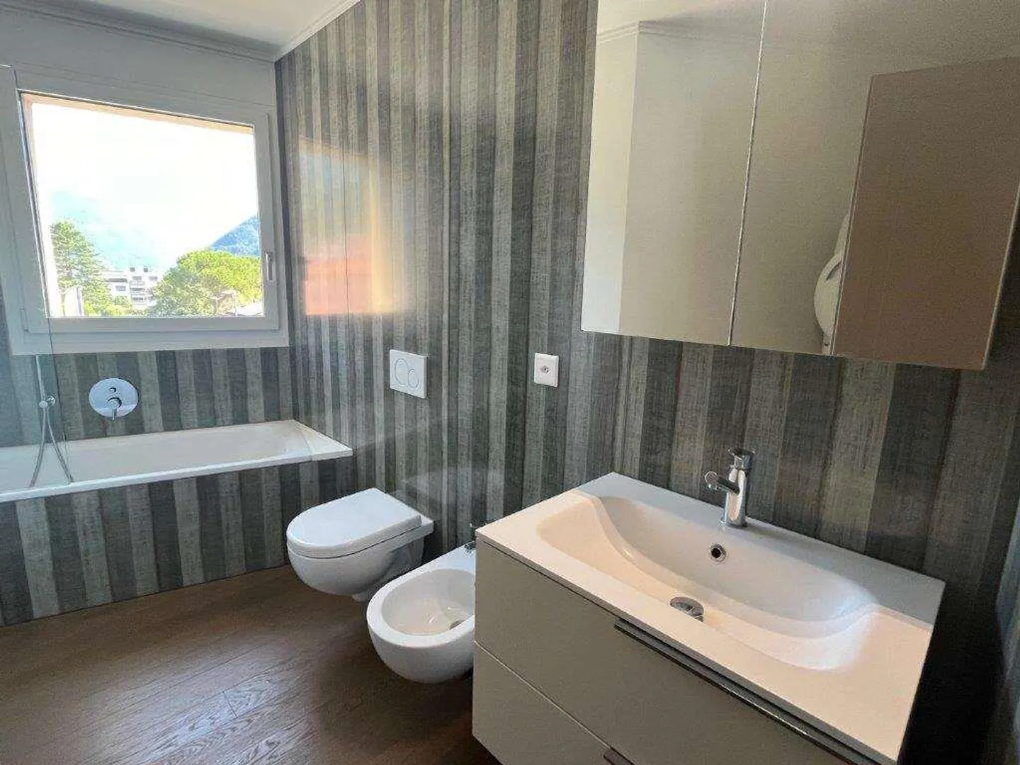 Wohnung mit Seeblick und Terrasse - Foto 3 von 8