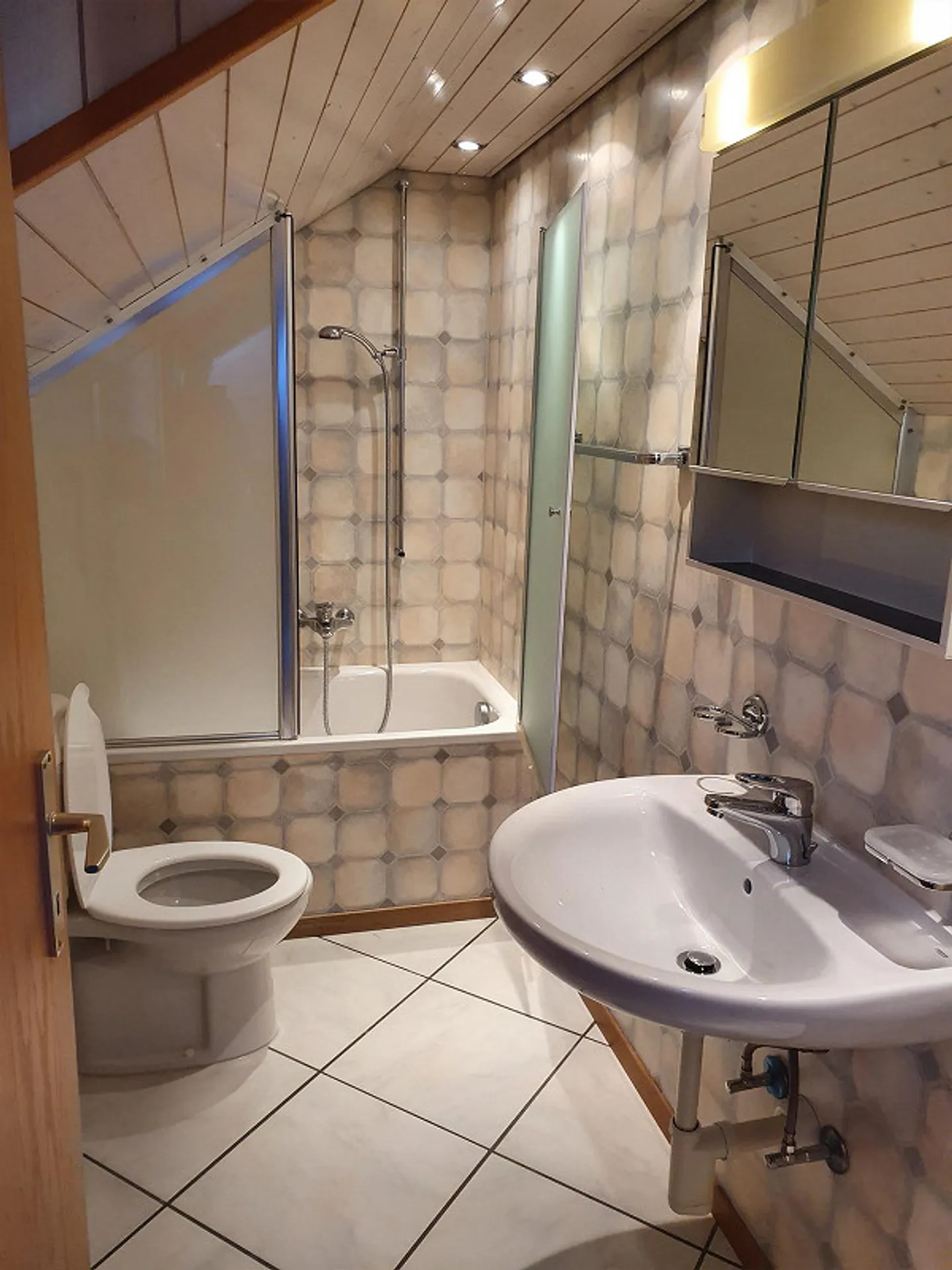 4-room apartment on the 2nd floor - Photo 7 of 7