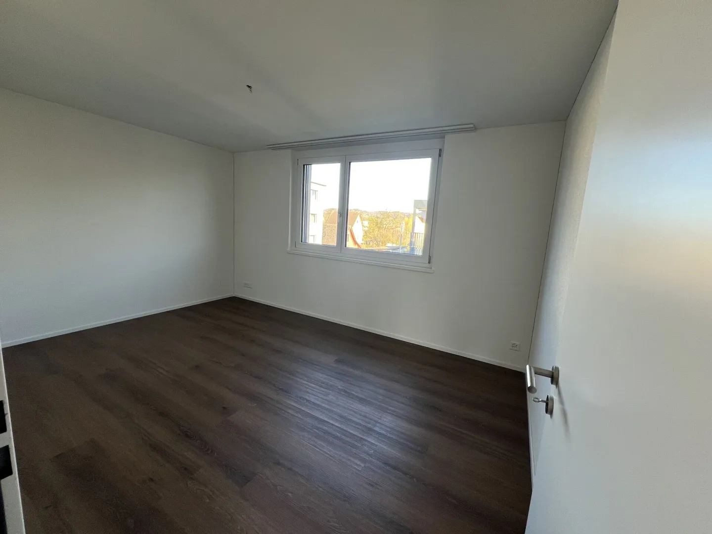 Appartement moderne de 4,5 pièces à louer - Photo 5 sur 9