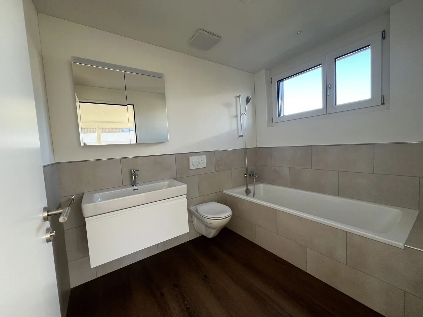 Moderne 4.5-Zimmer-Wohnung - Foto 6 von 8