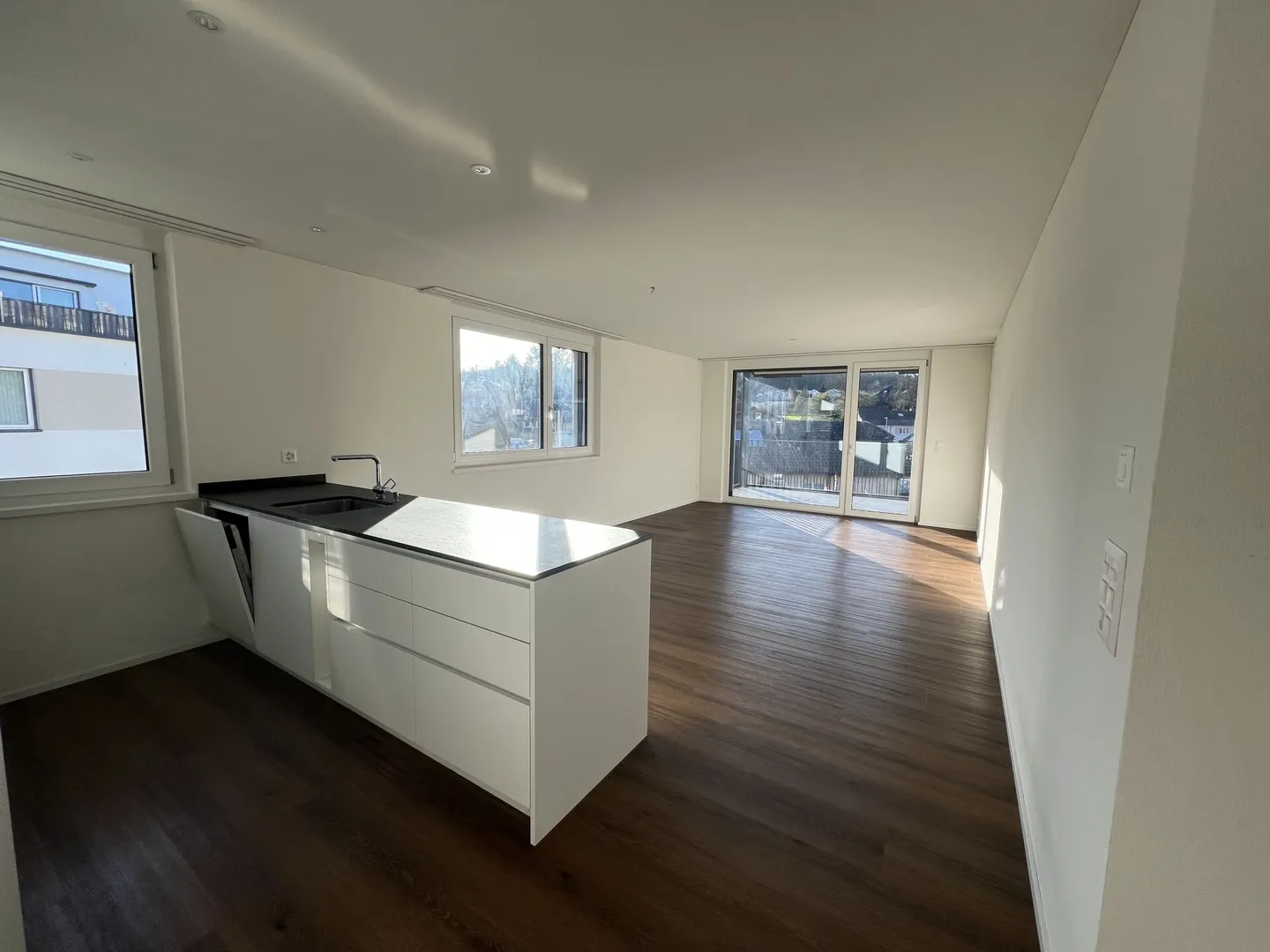 Moderne 4.5-Zimmer-Wohnung - Foto 7 von 8