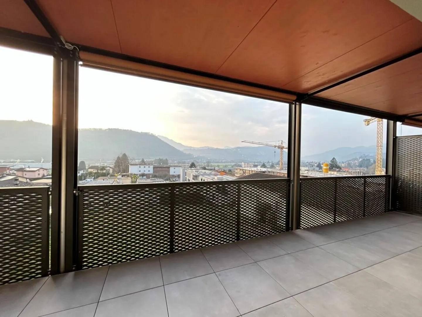 Spacious 2.5-room apartment - Second floor - Photo 5 of 17