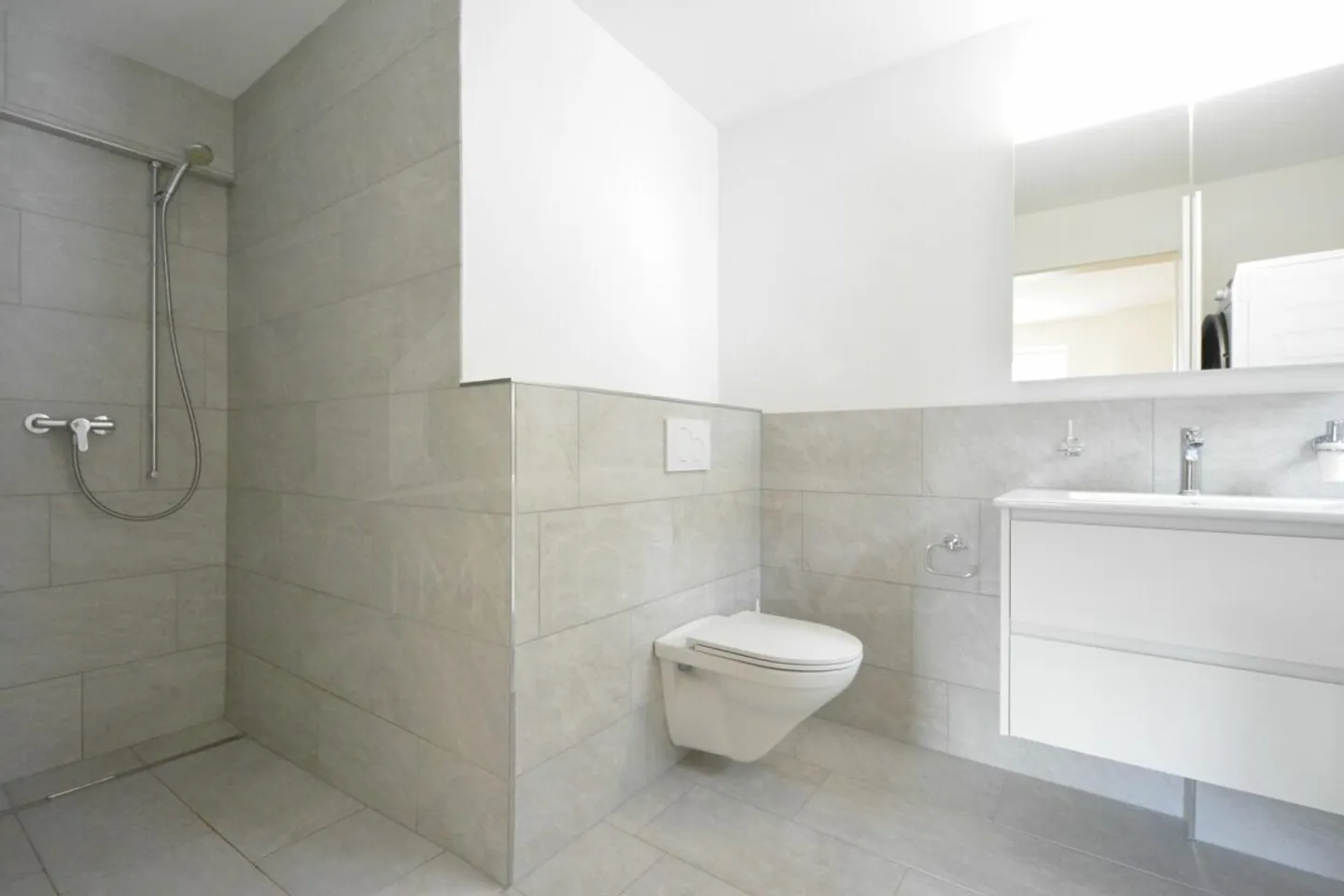 Bella appartamento di 2½ locali con grande terrazza - Foto 3 di 7