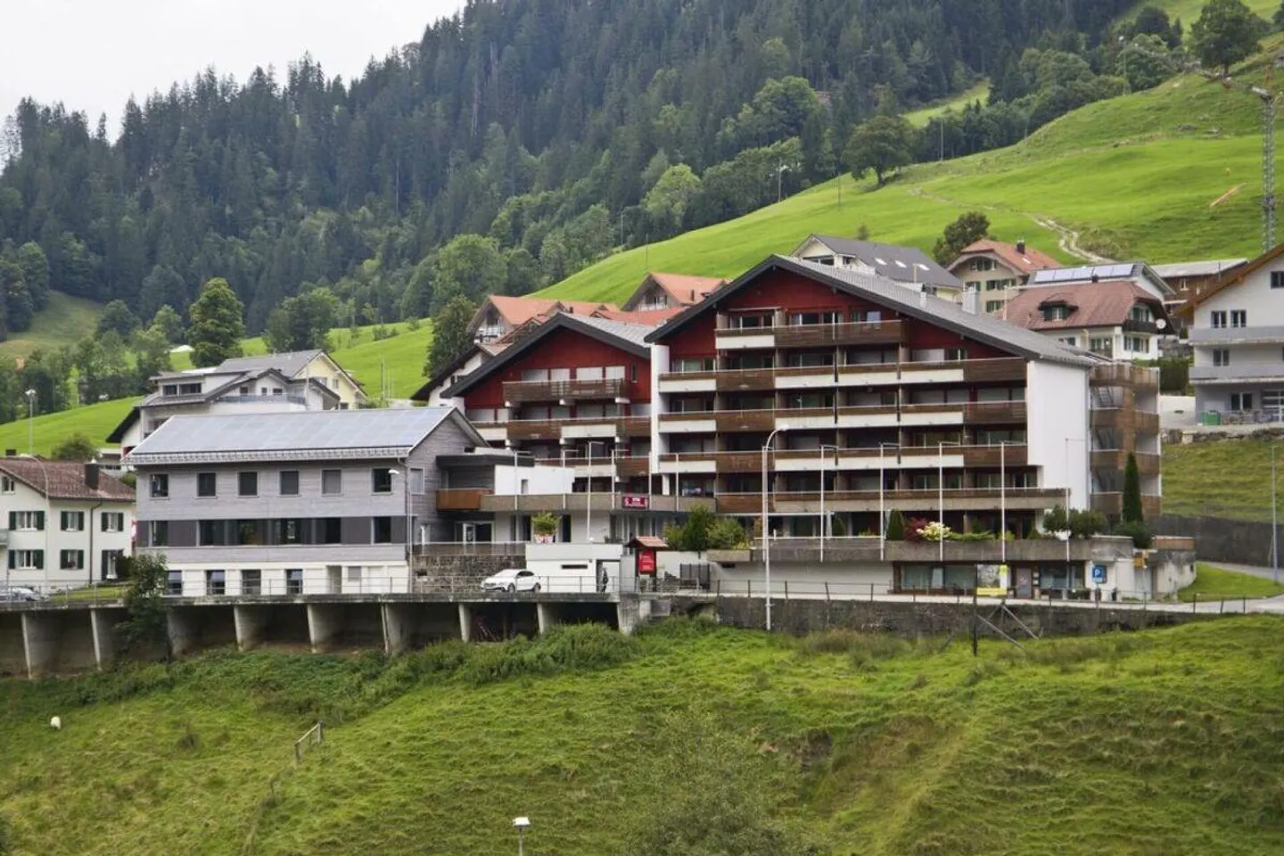 Il tuo paradiso di studio in vacanza a Sörenberg - Foto 1 di 9