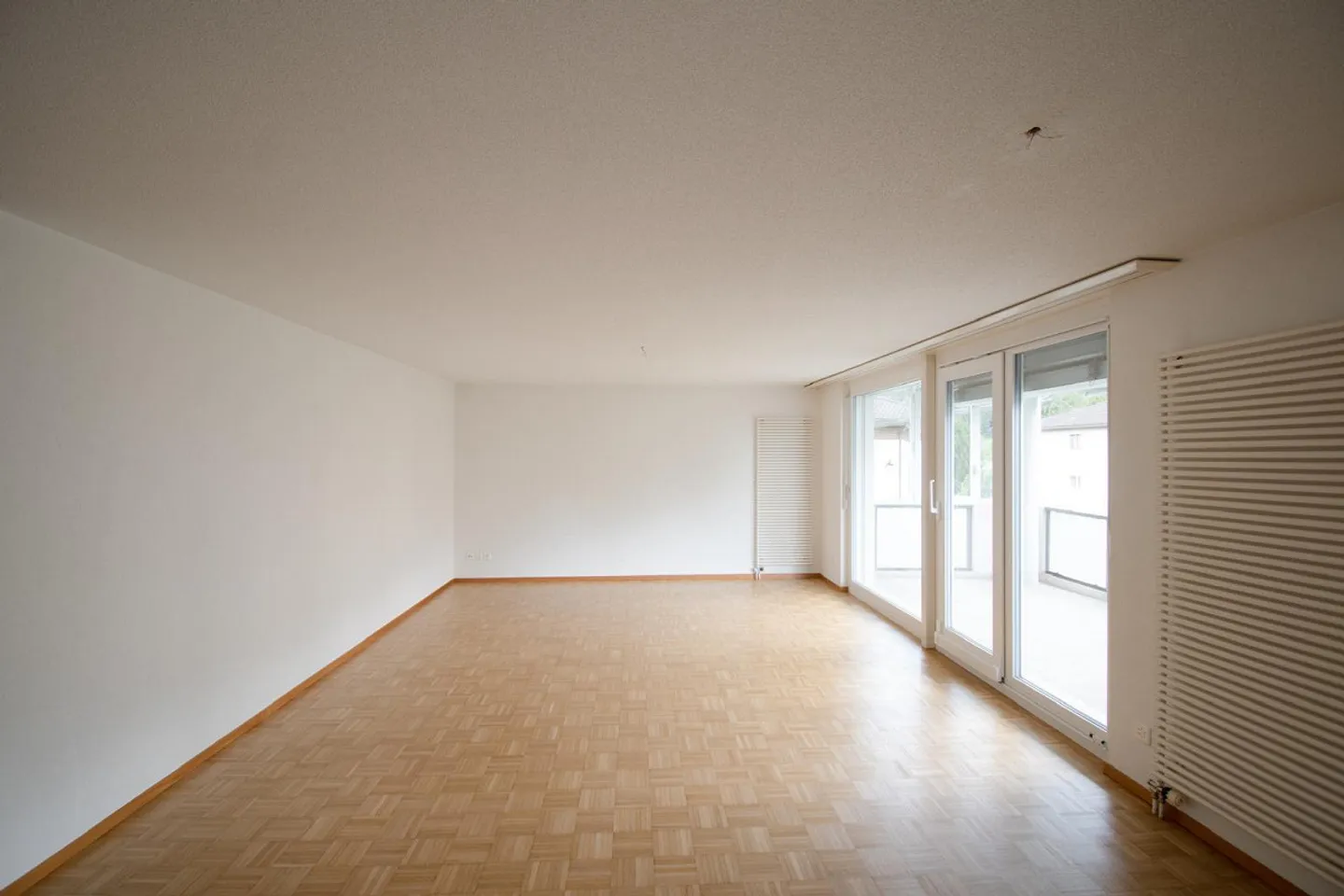 Grosszügige Wohnung mit Südbalkon - Foto 1 von 11