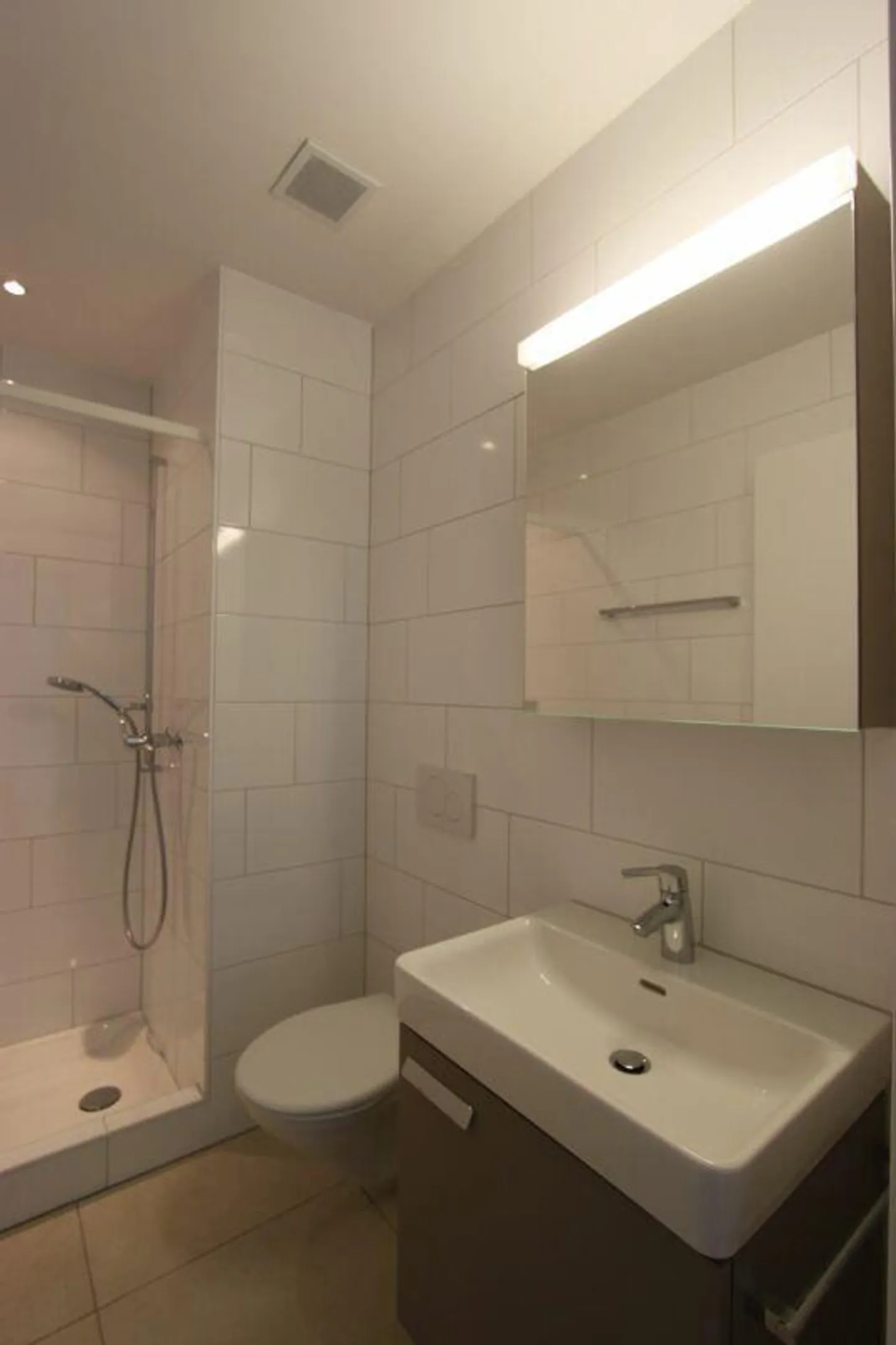 Moderne 2.5-Zimmer-Attikawohnung - Foto 4 von 4