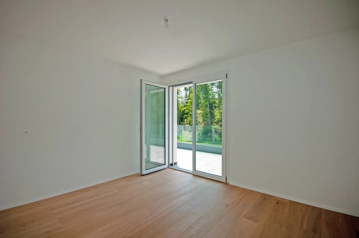 3.5 Room Apartment on the 2nd Floor - Photo 4 of 5