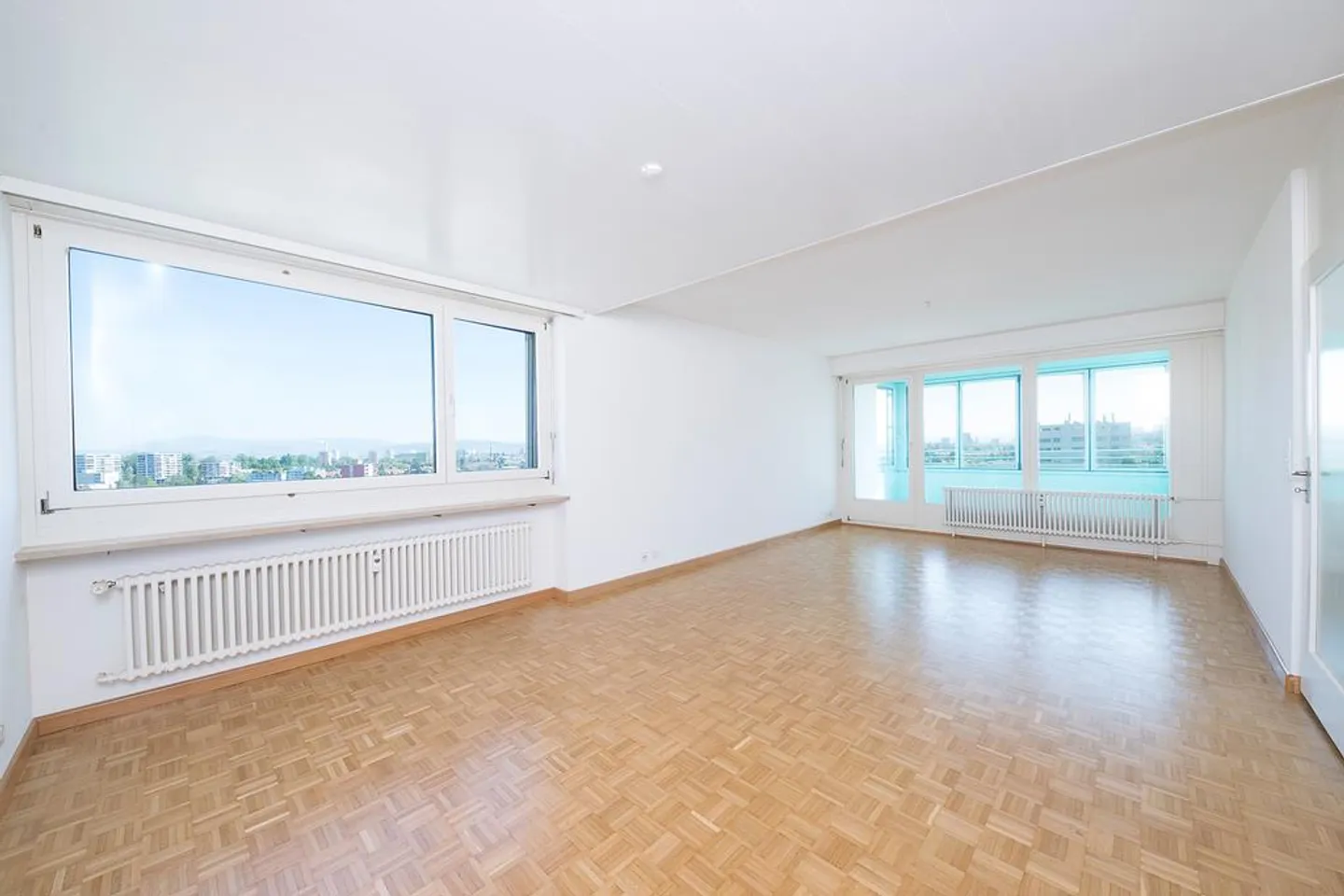 Charming 3.5 room apartment in a central location - Photo 3 of 6