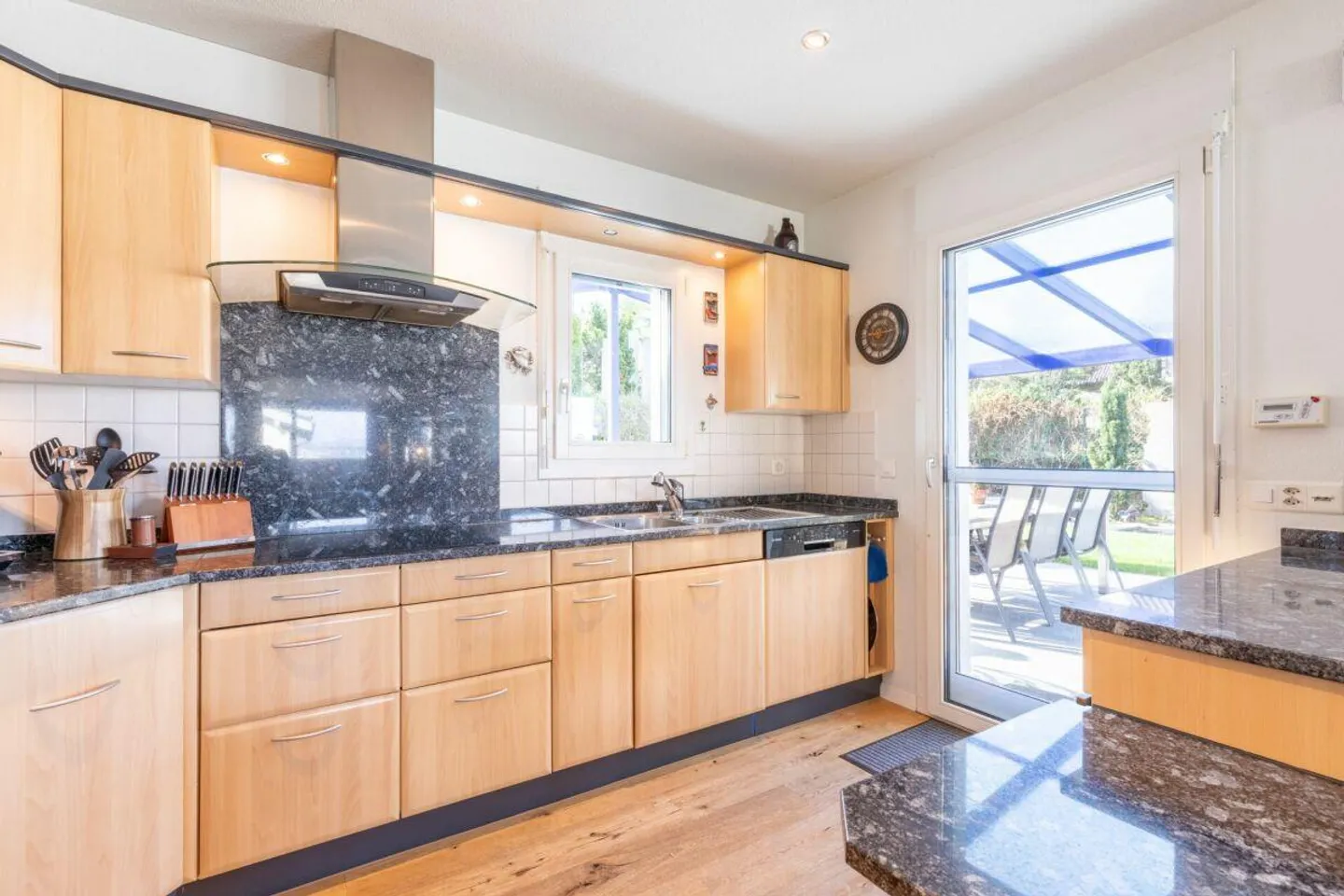 A Home with Many Possibilities - Photo 4 of 9