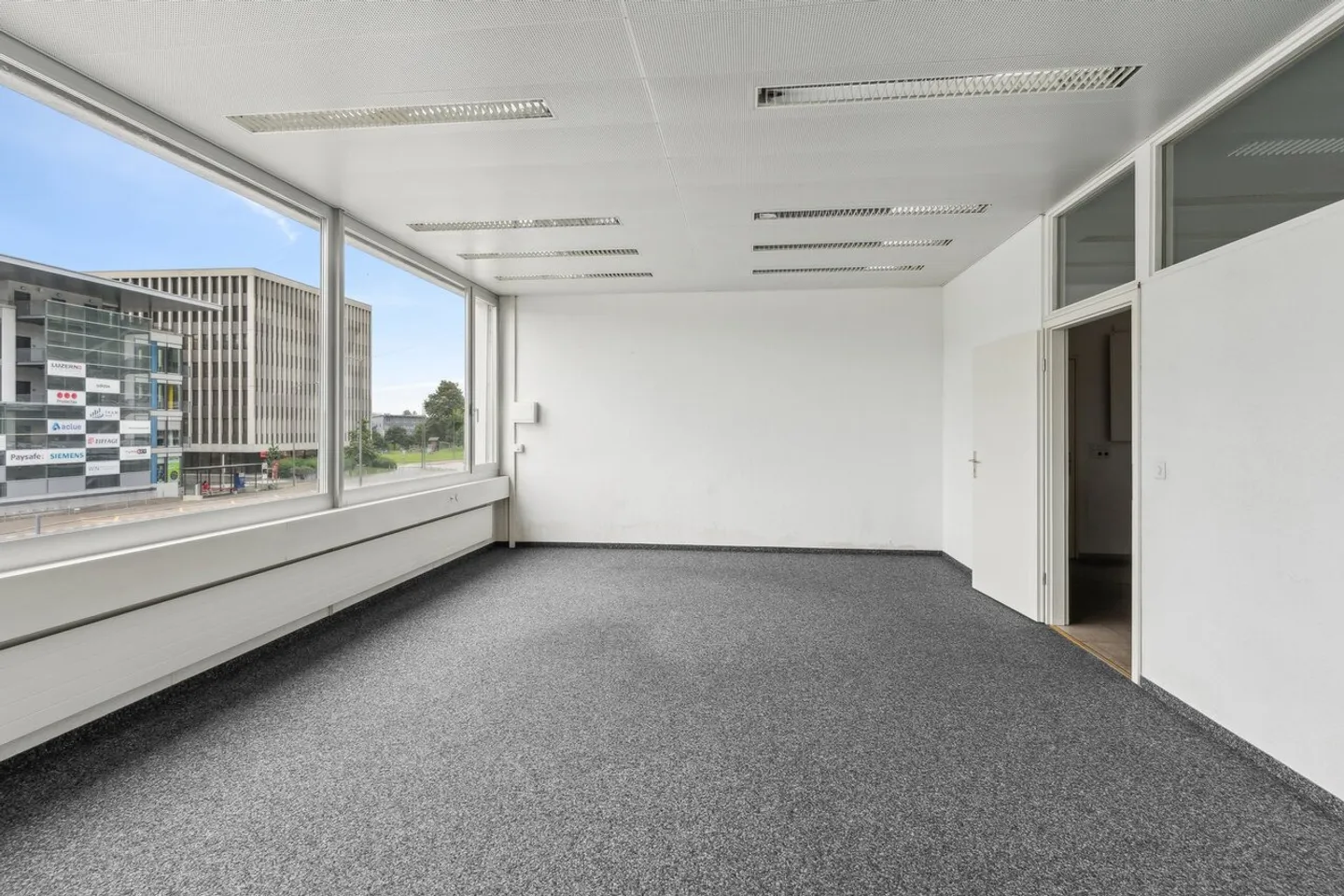 Gewerbe mieten - Foto 2 von 7