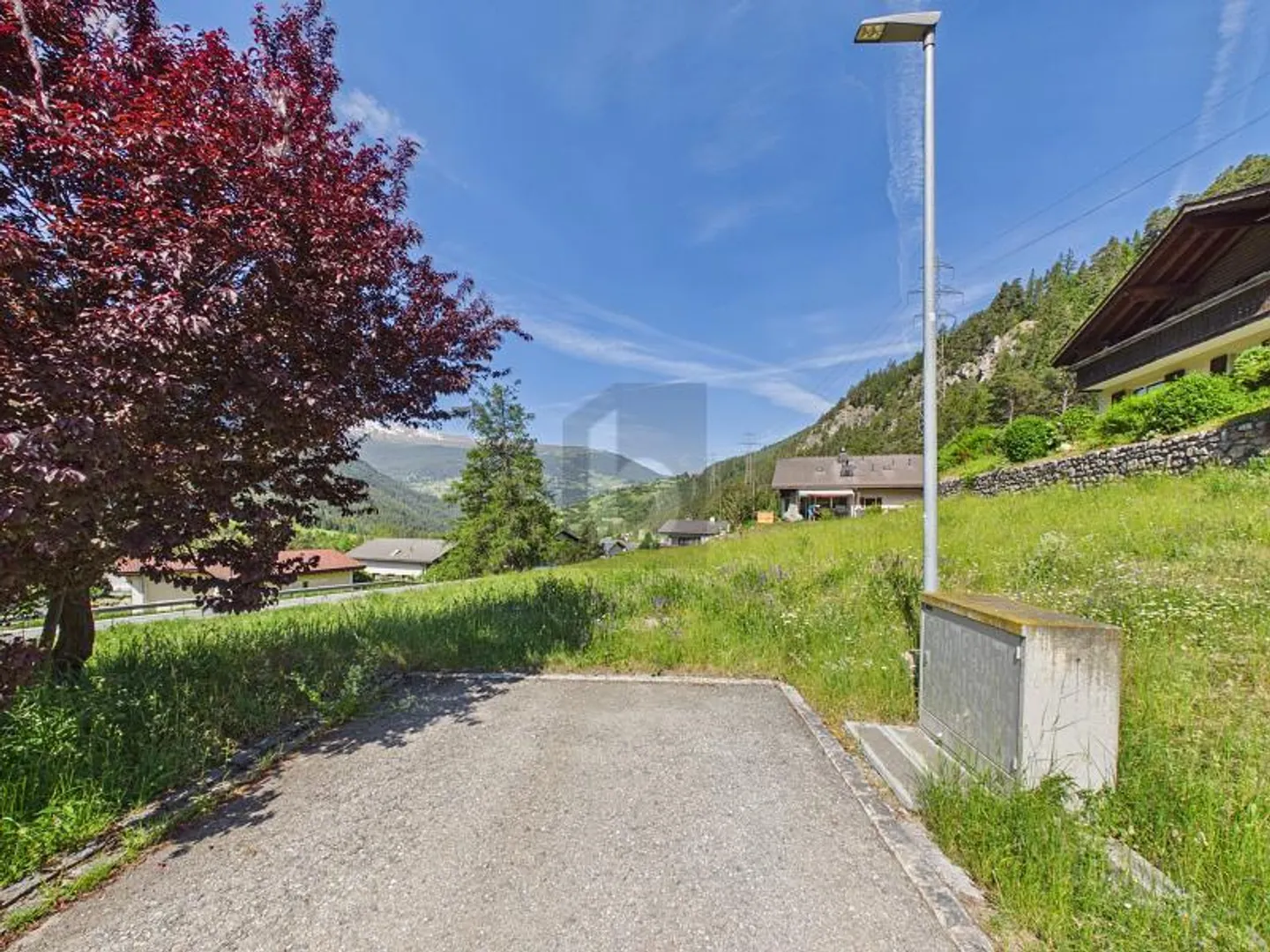 SUNNY LOCATION WITH MOUNTAIN PANORAMA - Photo 4 of 5
