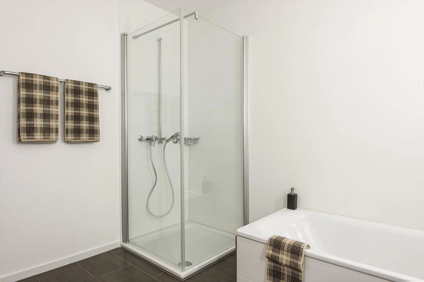 Appartamento in affitto - Foto 7 di 8