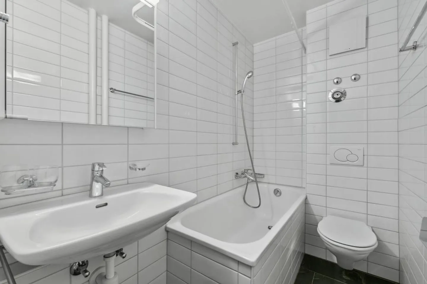 4 room apartment in Bottmingen! - Photo 4 of 5
