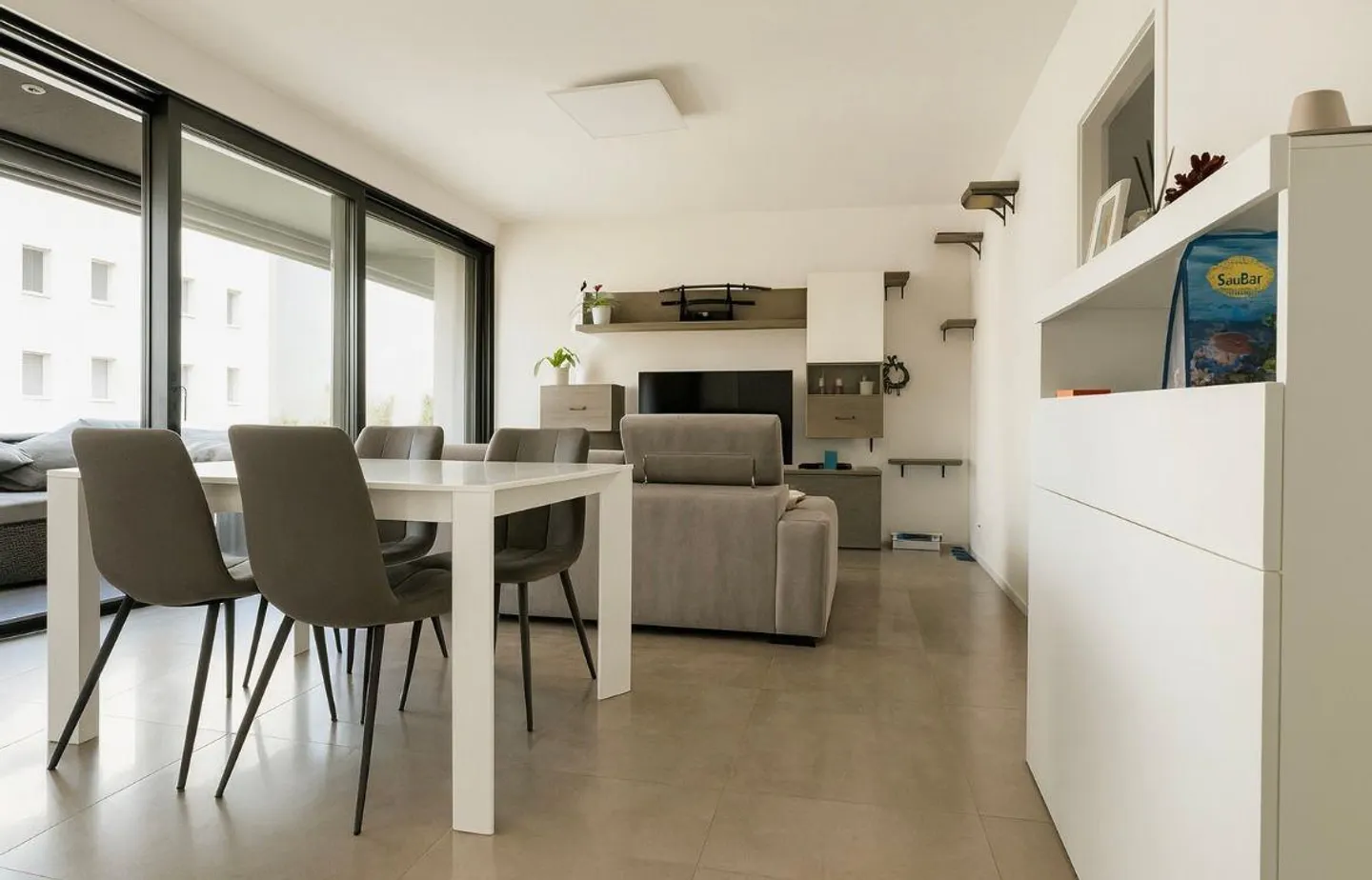 Appartamento 3,5 locali con bella terrazza - Photo 2 of 12