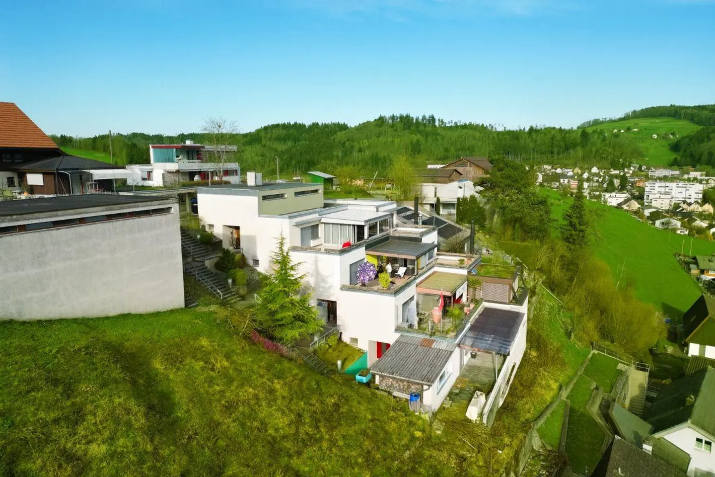 Appartamento in terrazza di 4,5 stanze con vista mozzafiato a Unterkulm AG - Foto 4 di 13