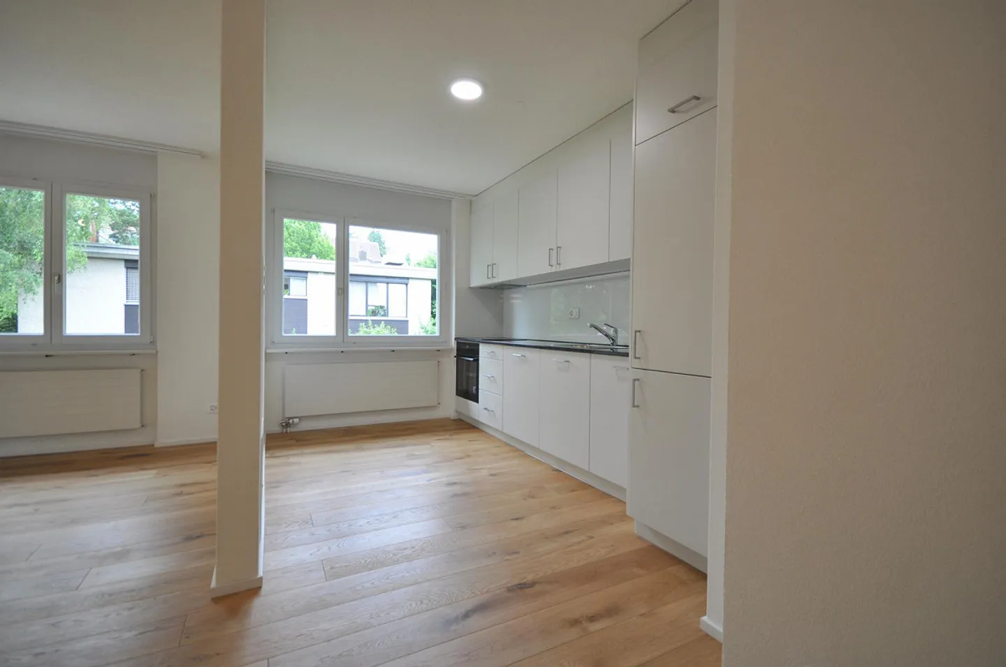 Erstbezug nach Sanierung - Charmante 3.5-Zimmer-Wohnung - Foto 2 von 13