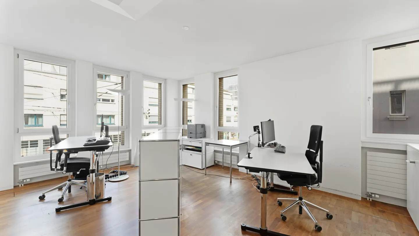 Spazio ufficio in affitto - Foto 7 di 16