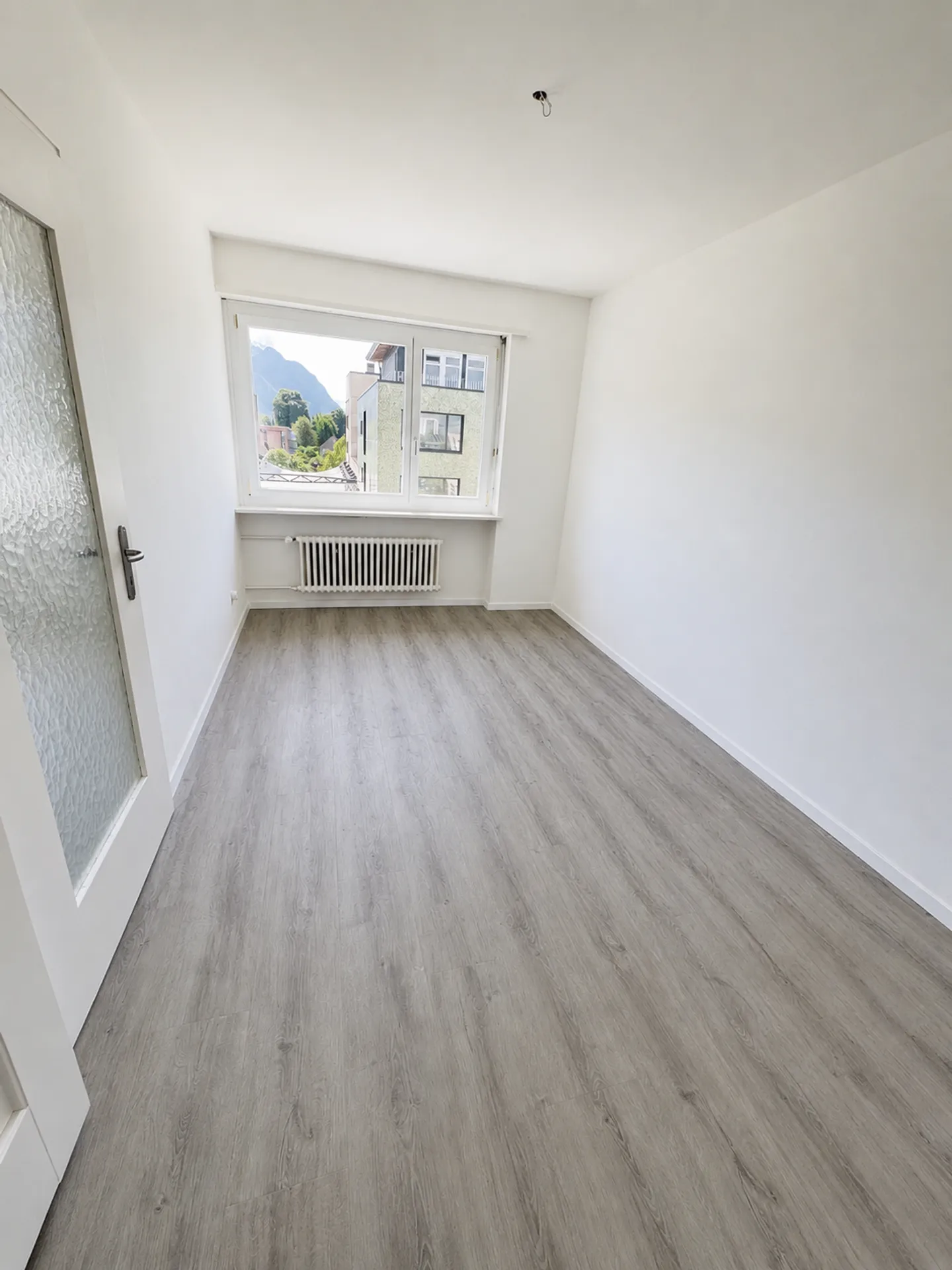 Appartement 4.5 pièces avec balcon - Photo 4 sur 4