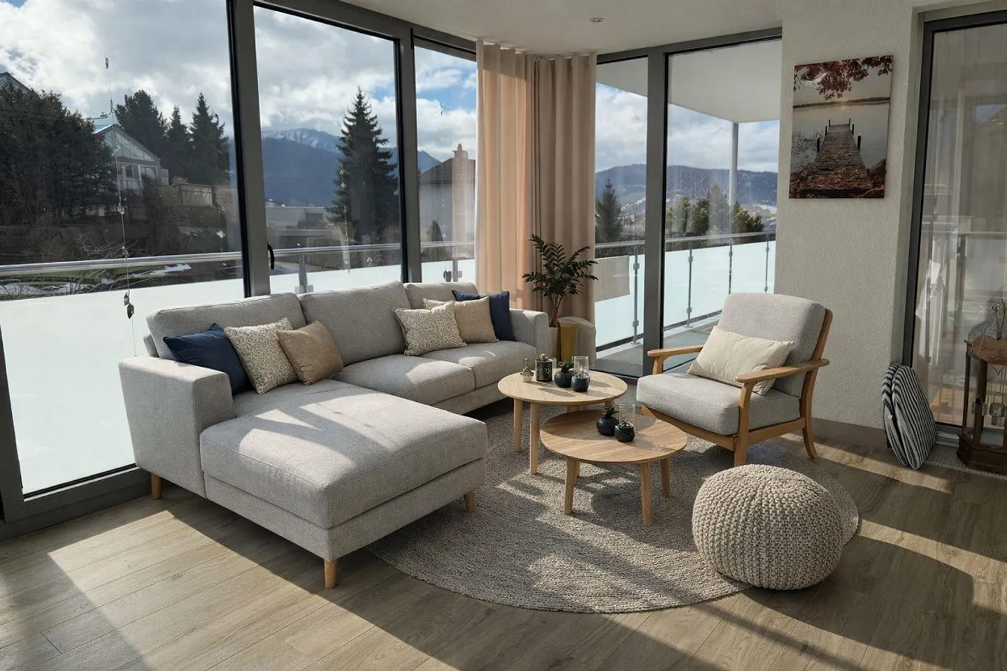 Appartamento attraente e luminoso di 4,5 stanze con grande terrazza - Foto 2 di 8