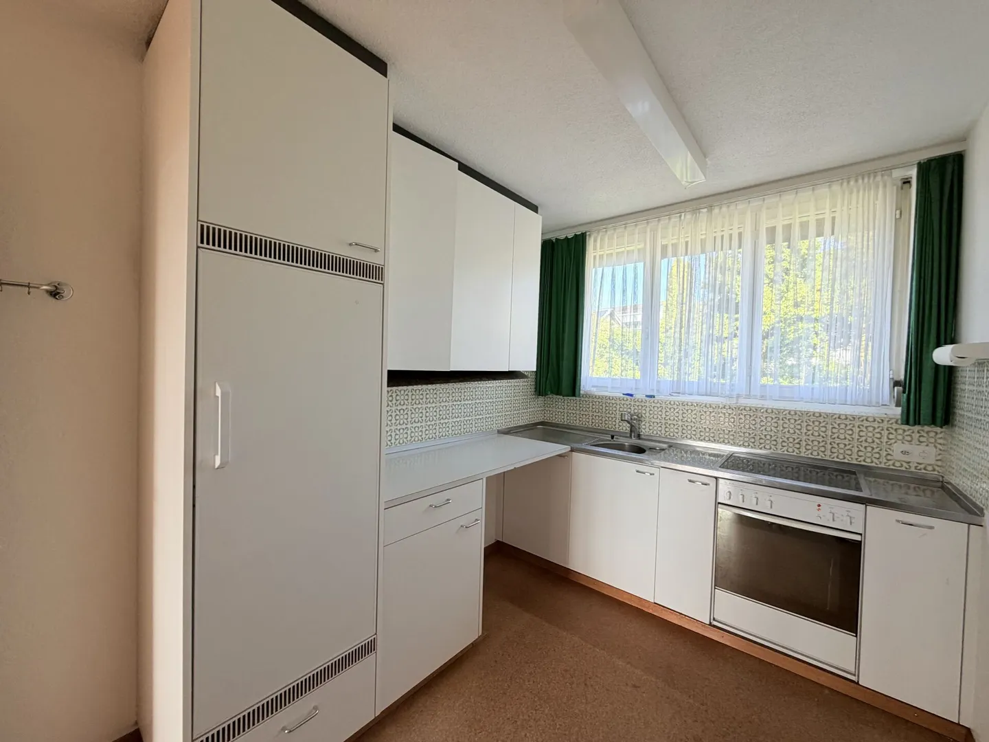 Grosszügiges Einfamilienhaus mit separater Einliegerwohnug und Weitsicht - Foto 7 von 38