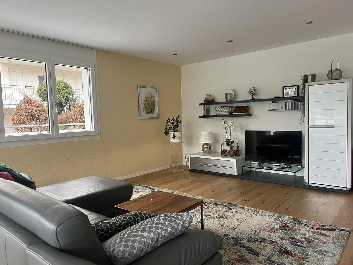 Appartamento attraente e luminoso di 4,5 stanze con grande terrazza - Foto 1 di 8