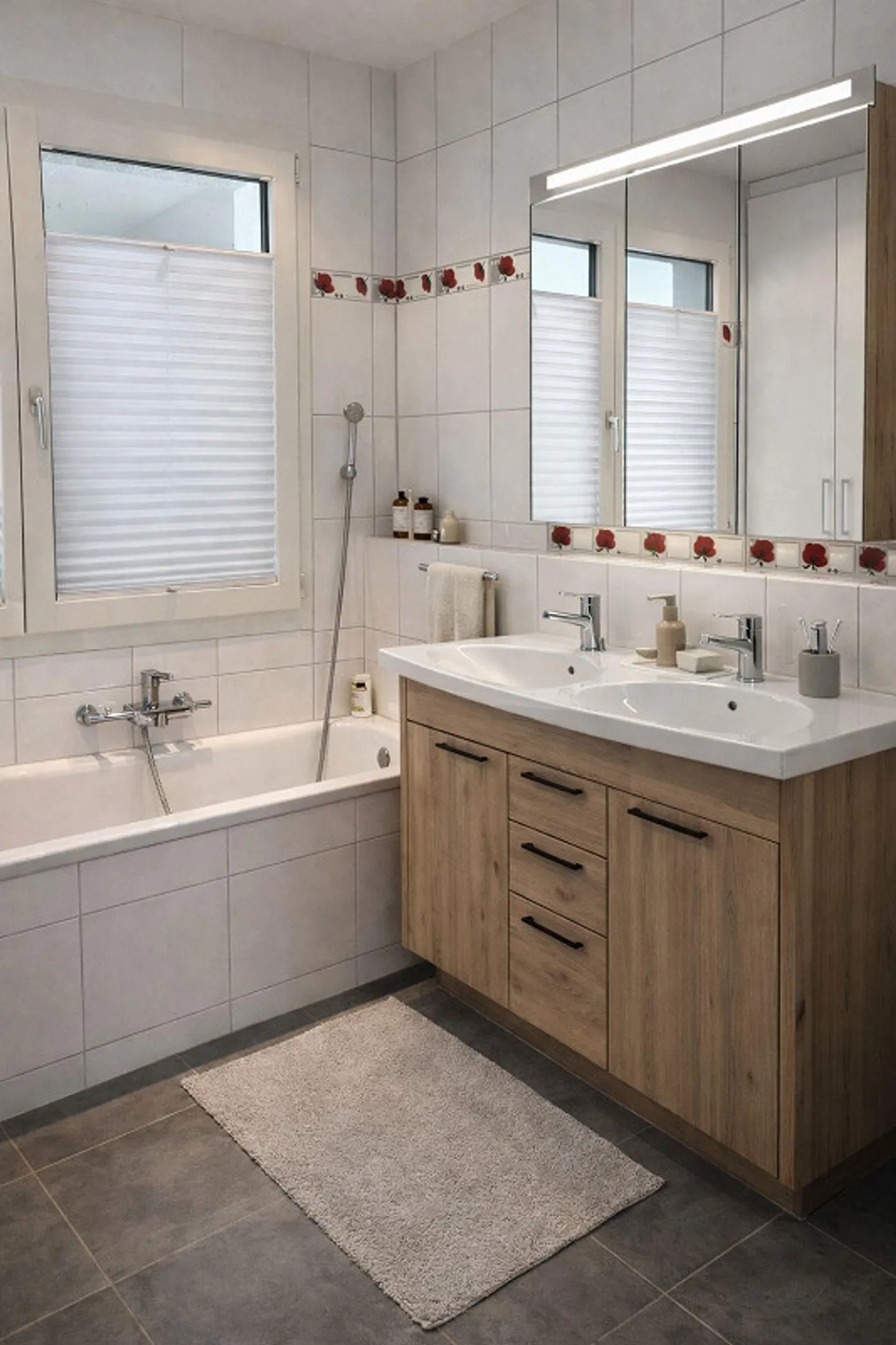 Appartamento attraente e luminoso di 4,5 stanze con grande terrazza - Foto 7 di 8